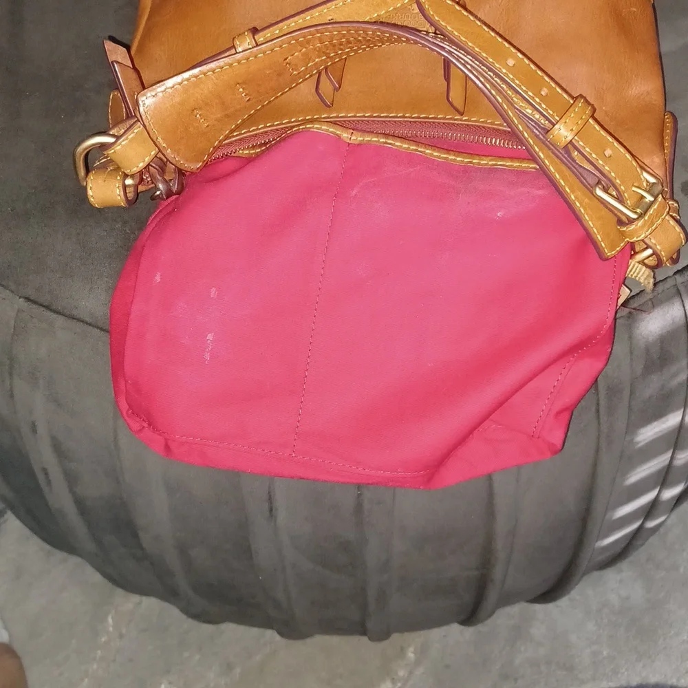 Dooney and Bourke Pebble Leather bag mid size - Picture 8 of 9